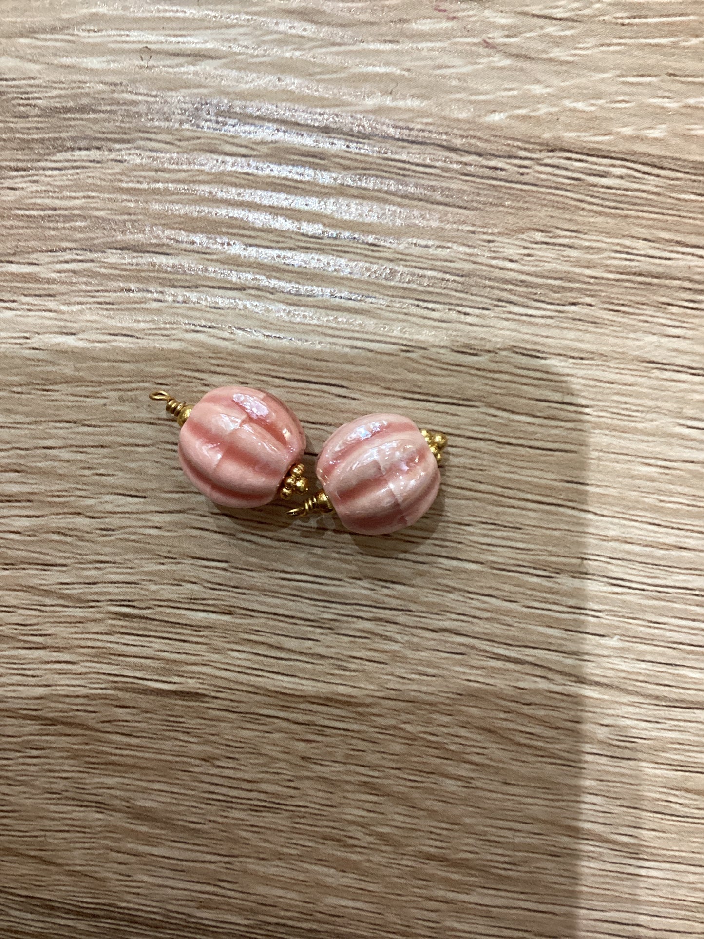 Charms perle rose et blanche