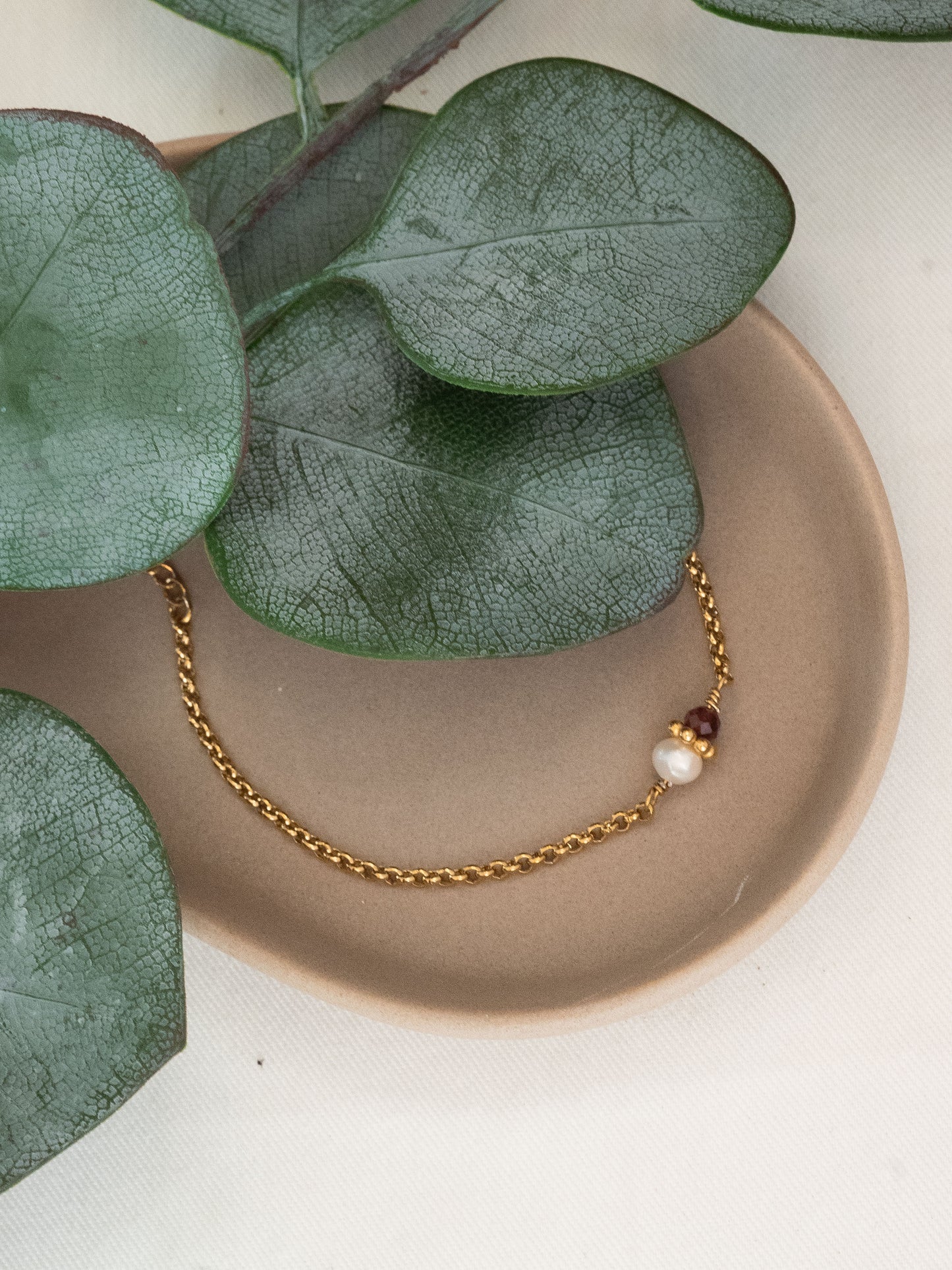 Bracelet Tisha - Grenat & Perle d’eau douce