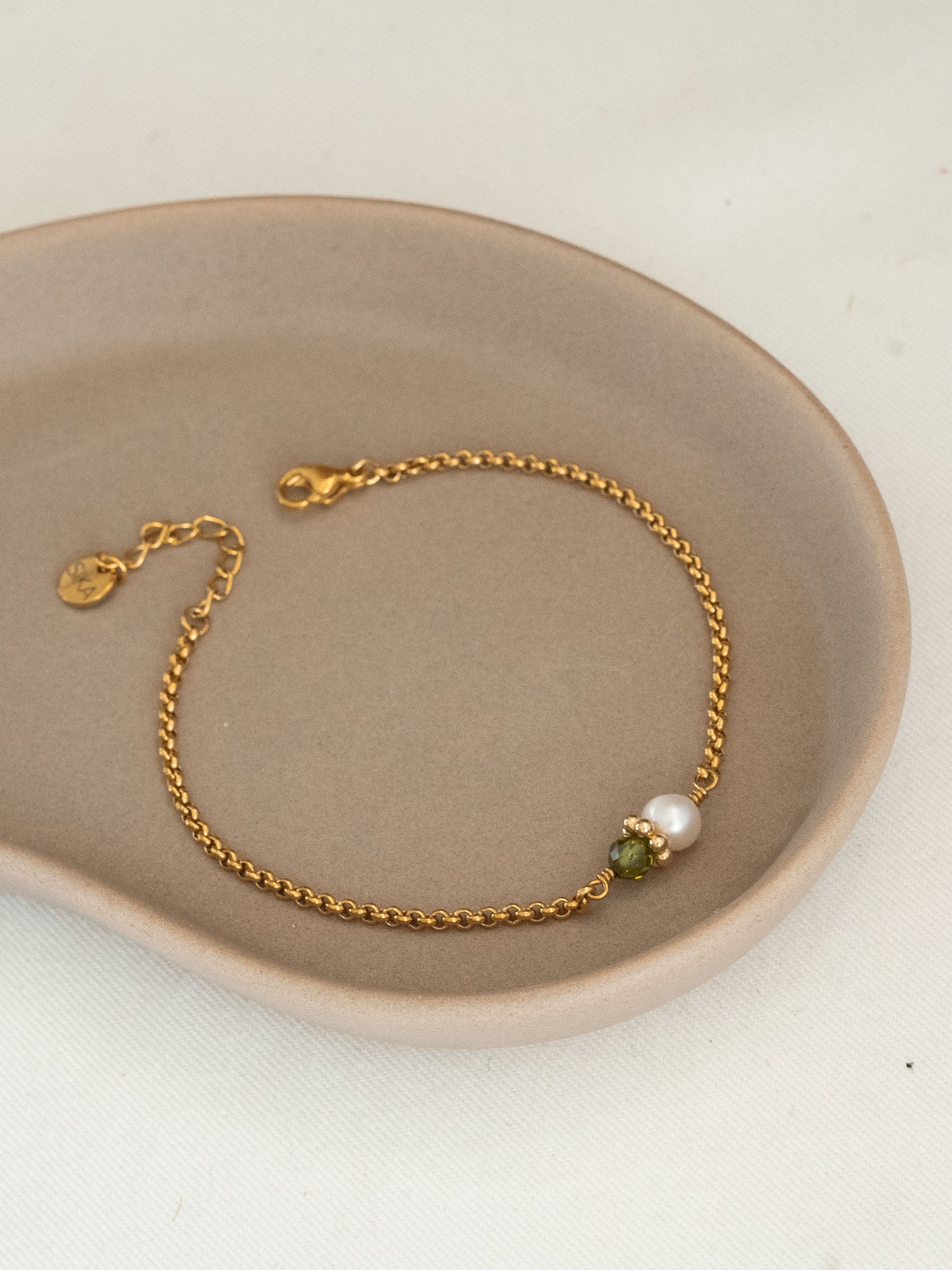 Bracelet Tisha - Zircon kaki & Perle d’eau douce