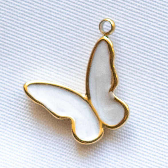 Charms Papillon émail nacre