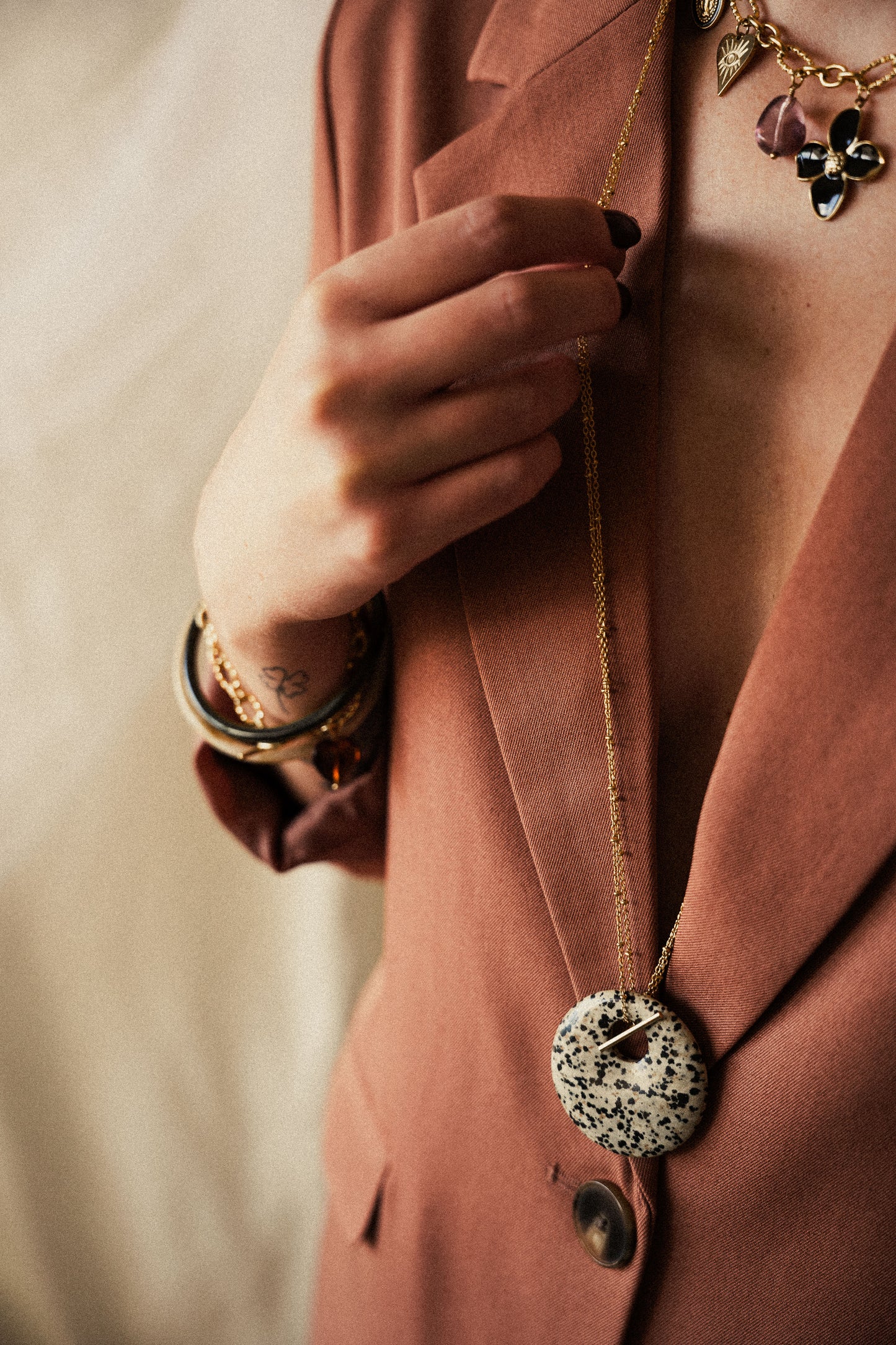 Collier sautoir Rowan - Jaspe dalmatien