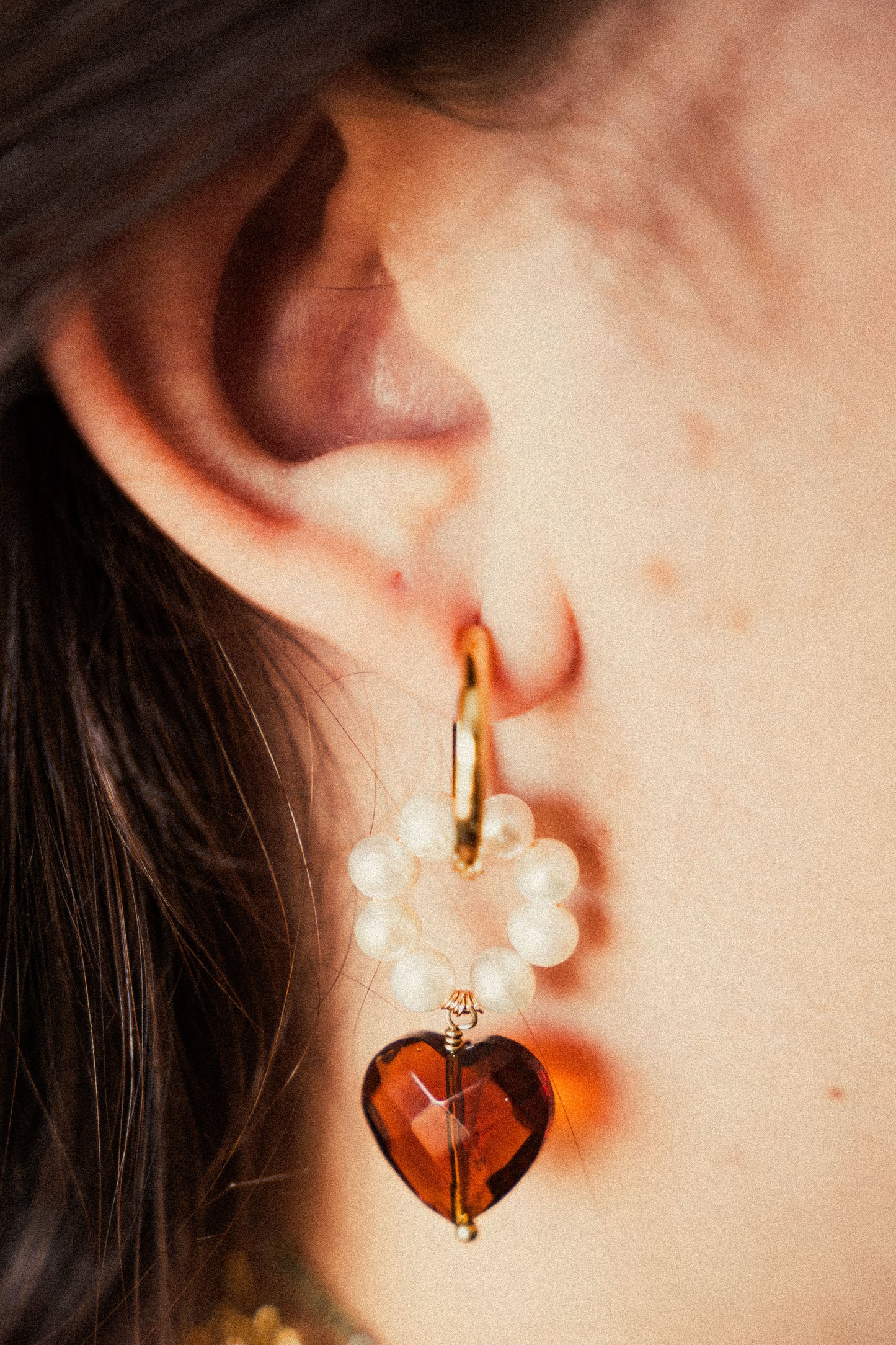 Boucles Abel - Perles d'eau douce & coeur caramel