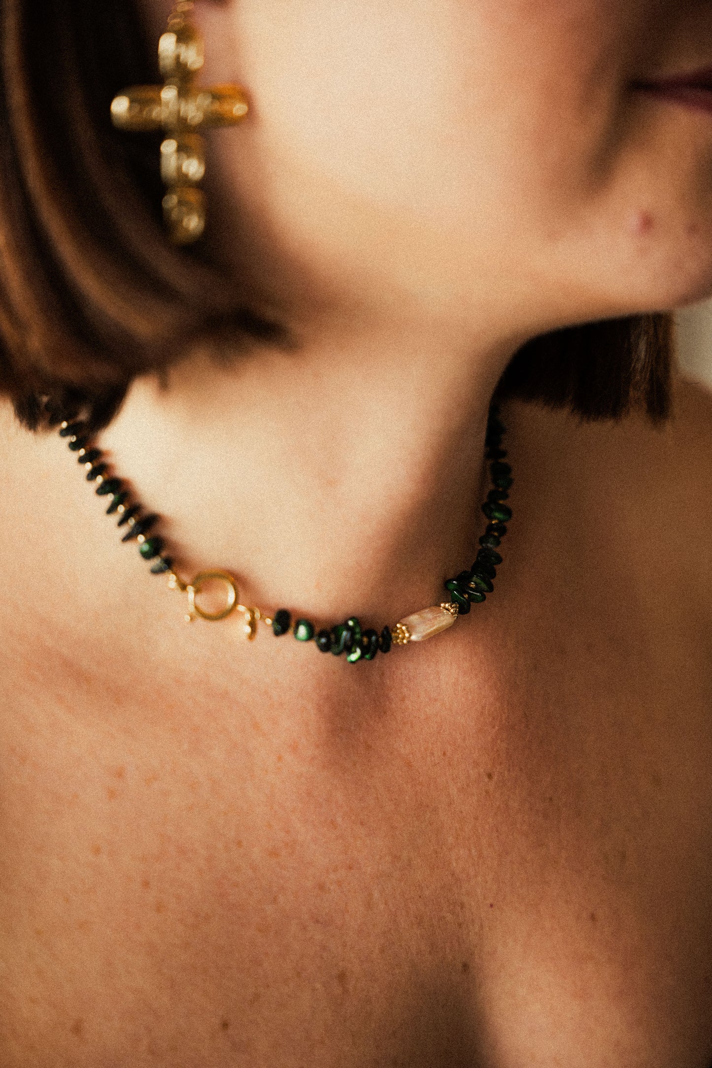 Collier Owen - Coquillages verts et Perles d'eau douce
