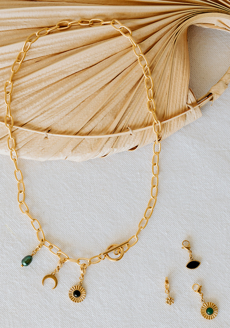 Collier Charles