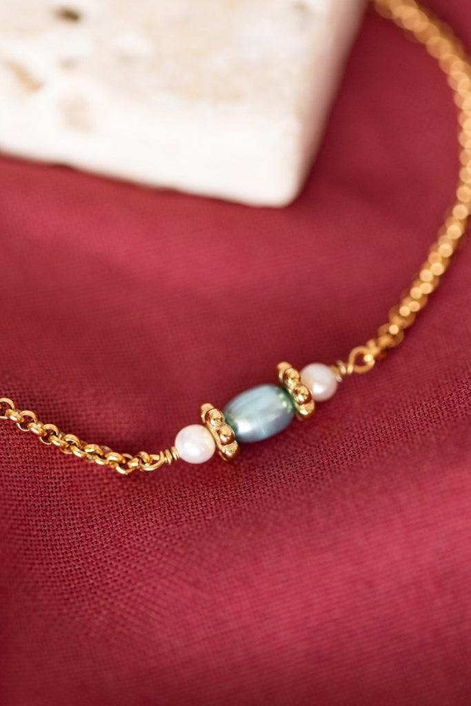 Bracelet Calypso - Perles d’eau douce blanche & bleues
