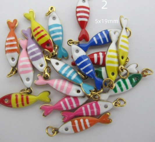 Charms Poisson émail multicolore