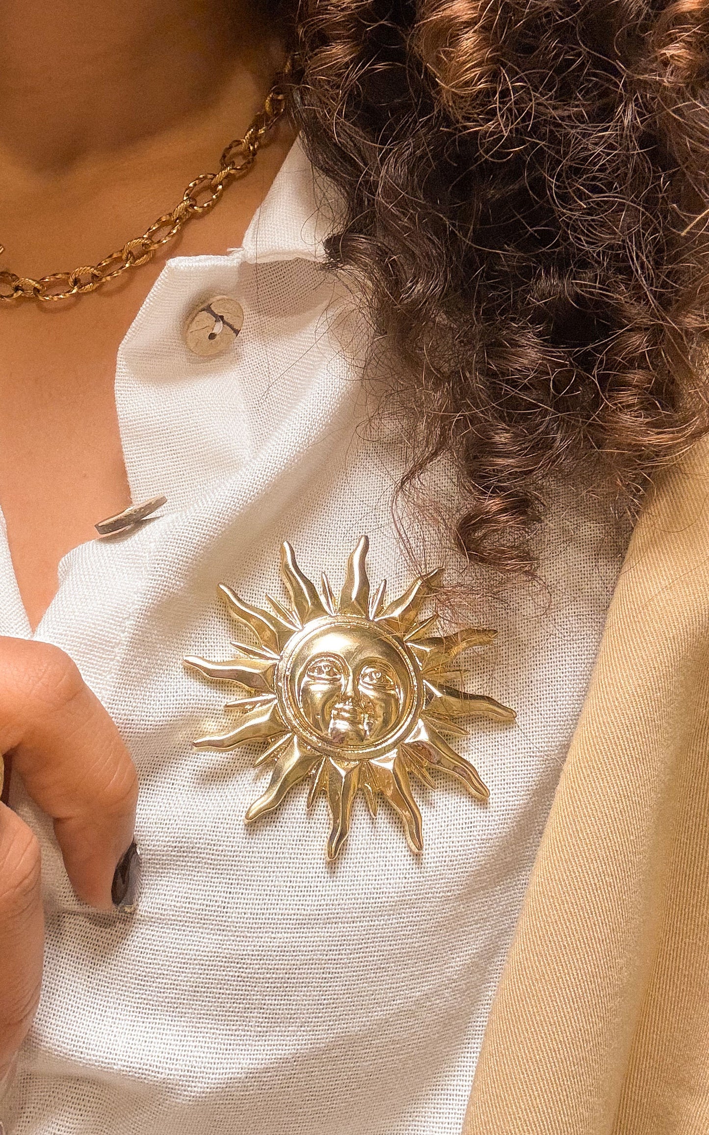 Broche aimantée Sol