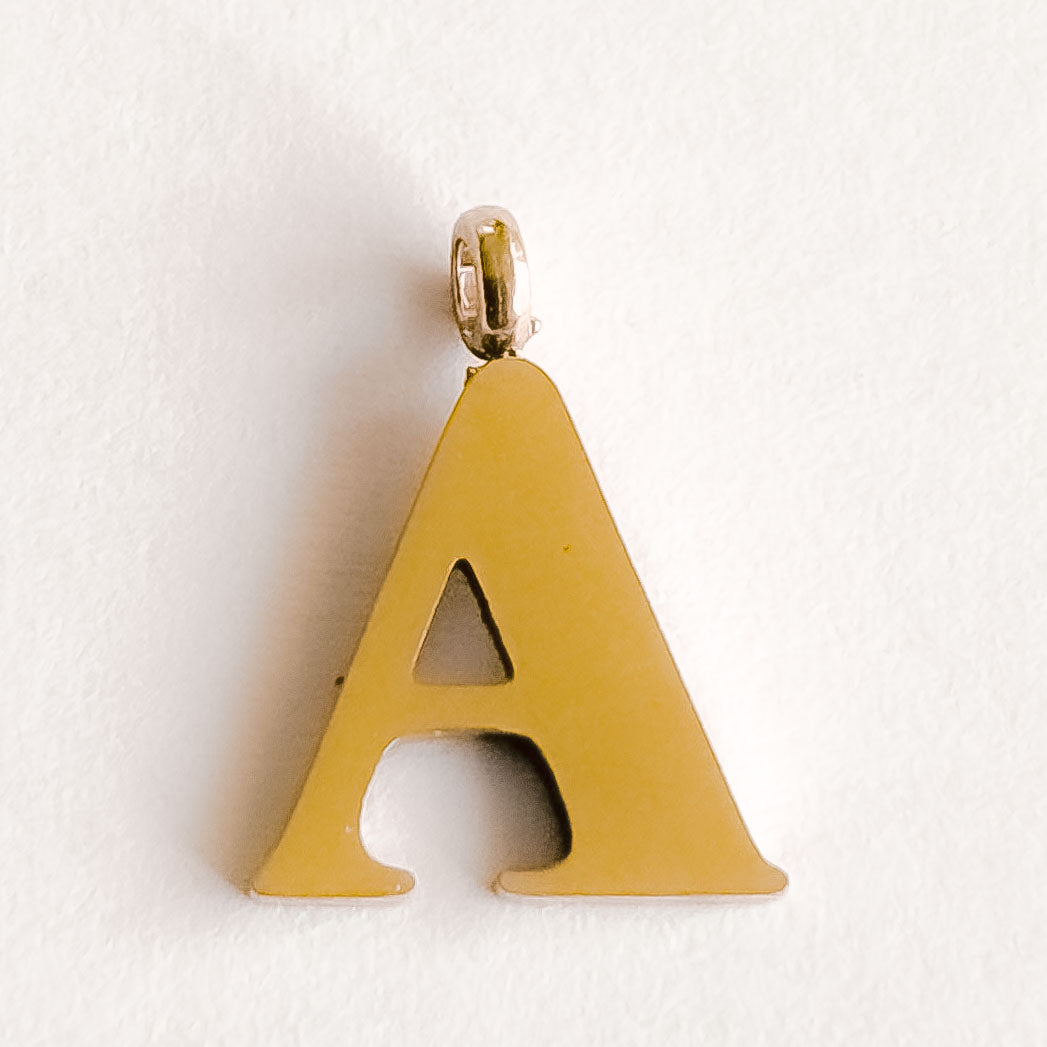 Les pendentifs - Initiales - Personnalisez votre bijou