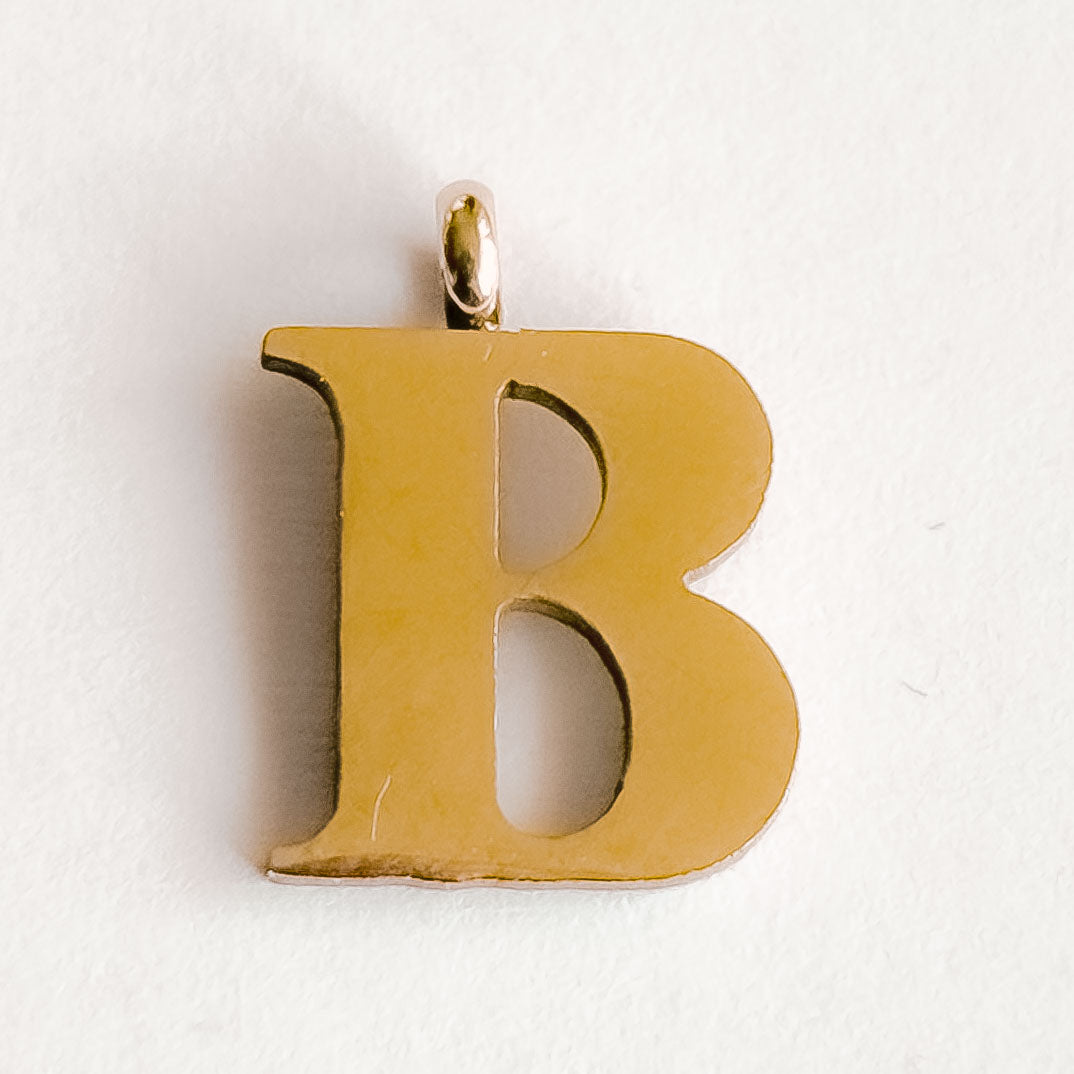 Les pendentifs - Initiales - Personnalisez votre bijou