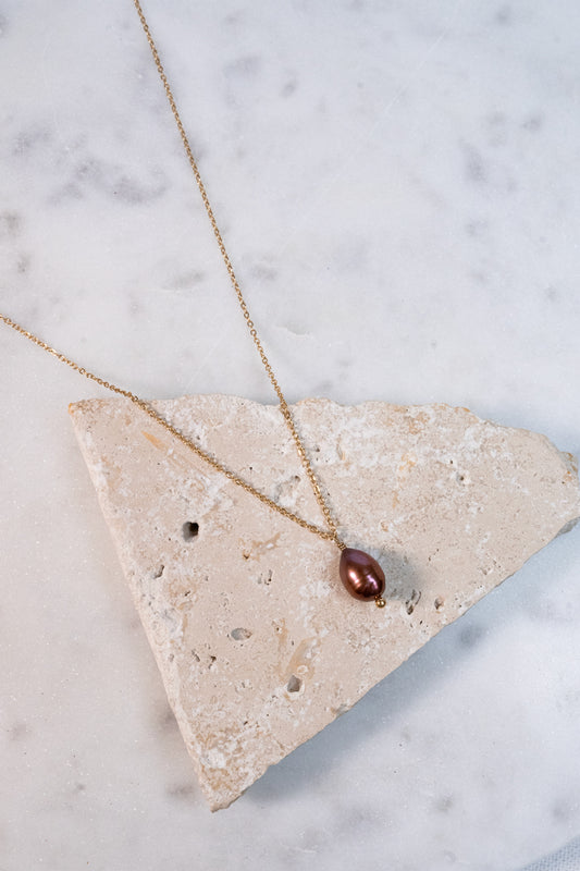 Collier Tina - Perle d’eau douce bordeaux