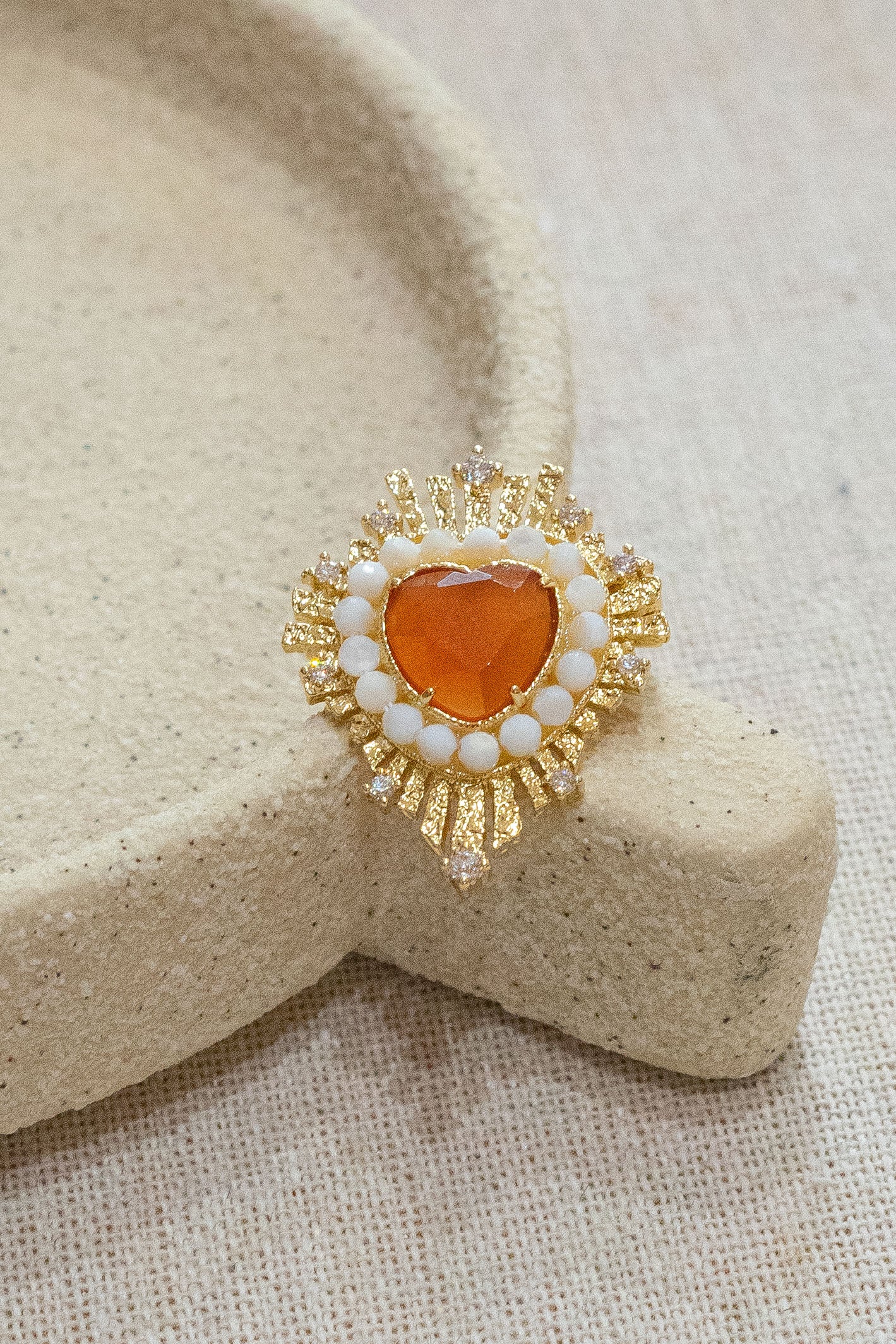 Broche Corazon - Orange & Blanc